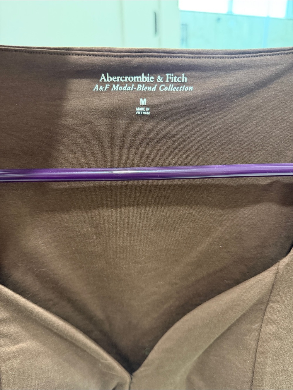Abercrombie & Fitch Brown V-Neck Cap-Sleeve Top - Picture 2 of 5